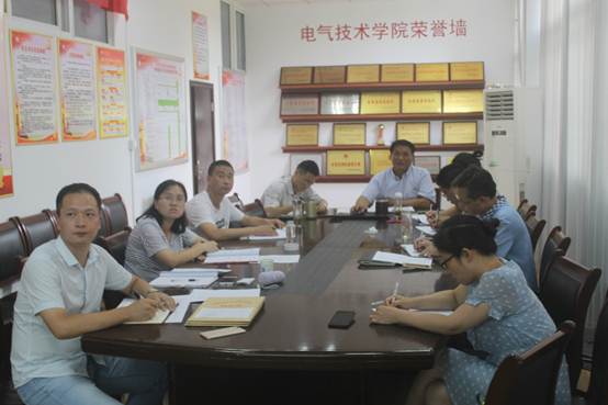 说明: C:\Users\Administrator\Desktop\新建文件夹\IMG_5111.JPG